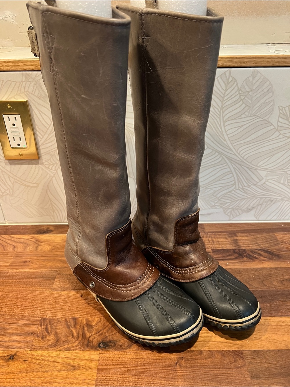 Sorel Slimpack Shale Gray All-Weather Waterproof Leather Boot Buckle 9
